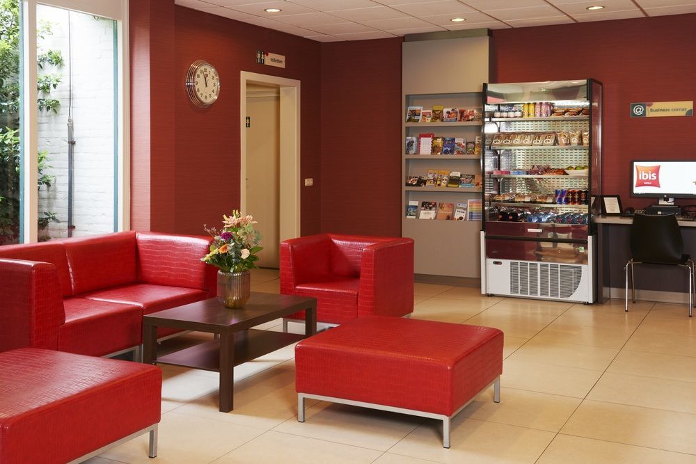 ibis Tilburg Hotel Bagian luar foto